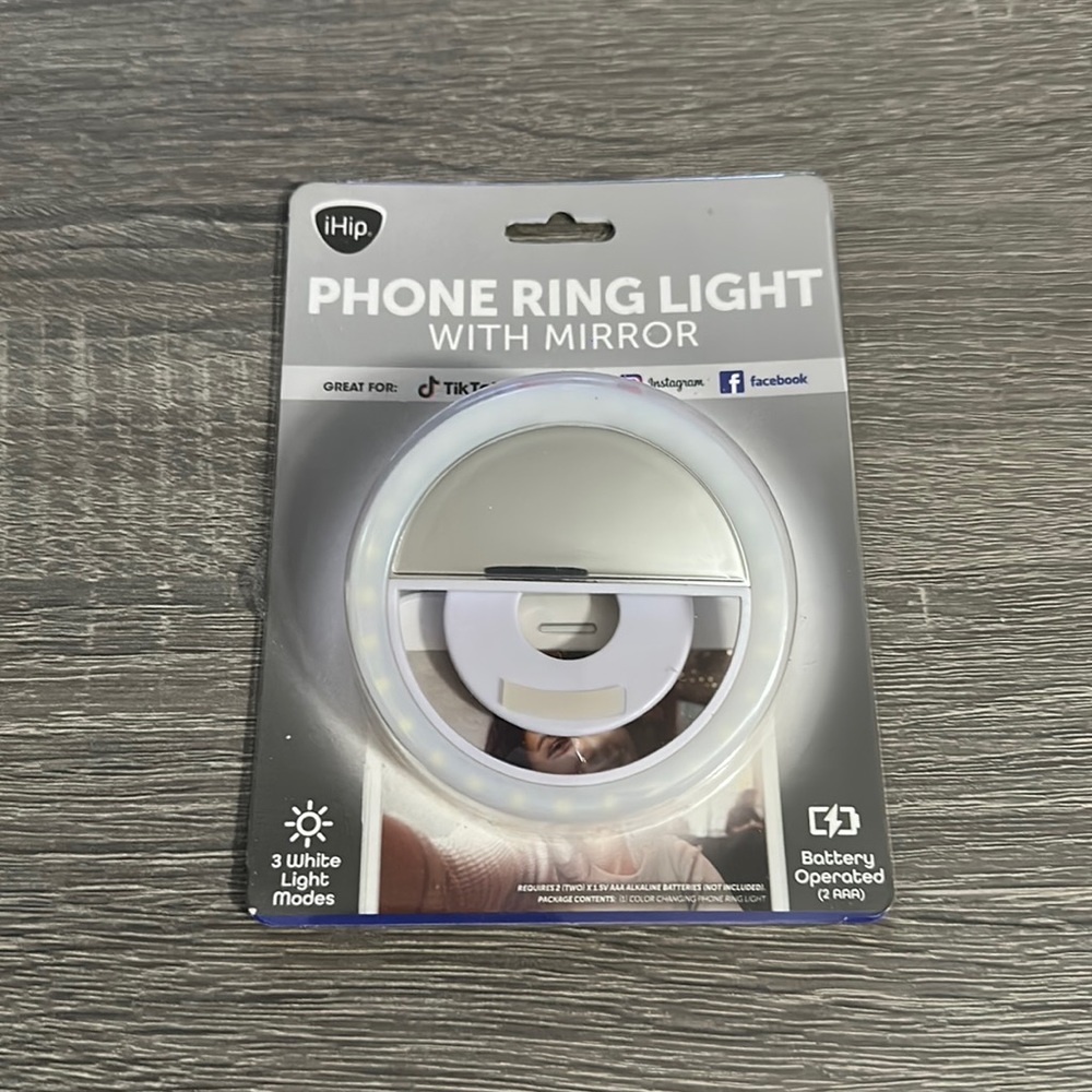Brand New iHip Phone Ring Light with Mirror